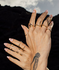 Fine Ribbon Ring