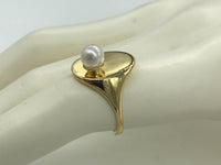 Pearl Mirror Signet
